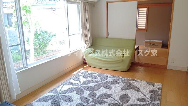 福知山市前田新町戸建ての居間・リビング