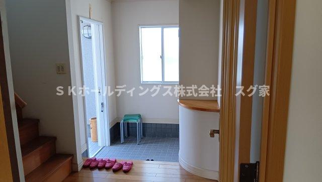 福知山市前田新町戸建ての玄関