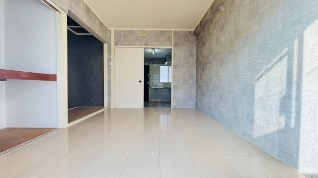 葵コーポの居間・リビング|別号数タイプ