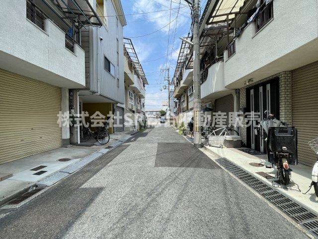 御厨東2丁目中古戸建の前面道路含む現地写真|前面道路含む現地写真です