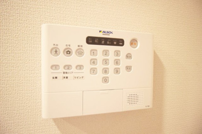 【セキュリティ】 | グランドソレーユ久宝寺