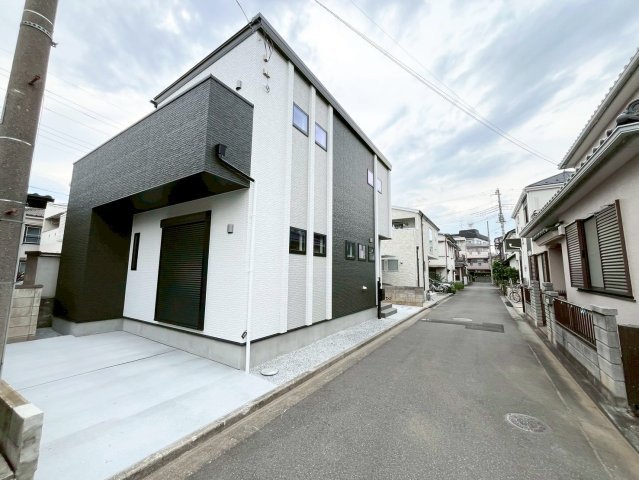 【仲介手数料無料】志木市本町第５期―新築分譲住宅―全1棟の外観：施工例|穏やかな風と陽光を導き、居住性を一段と心地よいものにしています。周辺環境とのコラボレーションにより明るく開放的な空間を演出しております。