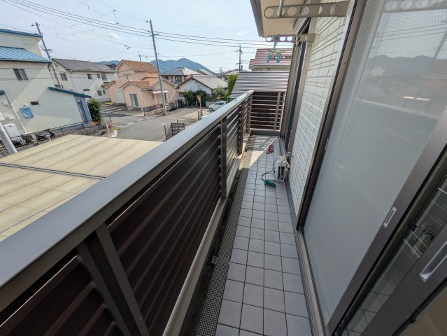 和歌山市小倉　中古一戸建のバルコニー