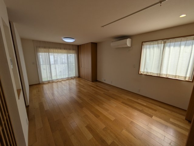 和歌山市小倉　中古一戸建の居間・リビング
