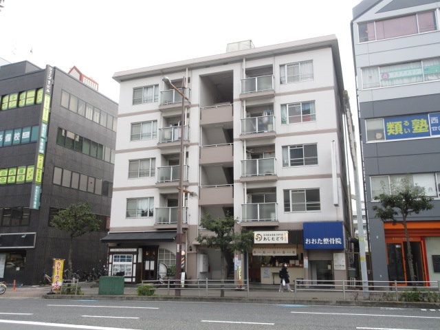 西駅前ハイツ