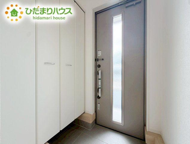 いわき市小名浜岡小名第4　新築戸建　2号棟の玄関|丁度良い靴箱のサイズ♪これだけあれば家族全員の靴がしまえてスッキリ(^O^)