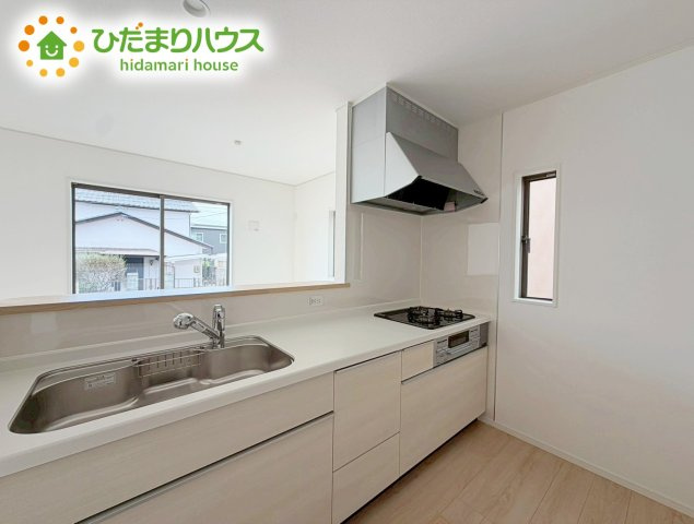 いわき市小名浜岡小名第4　新築戸建　2号棟のキッチン|新婚さんにおすすめ！おしゃれなカウンターキッチンのあるLDKです(#^^#)