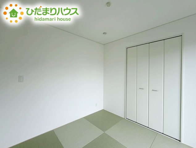 いわき市小名浜岡小名第4　新築戸建　1号棟の和室|リビングには和室が隣接し、お子様の遊び場や家事スペースにも大活躍です☆