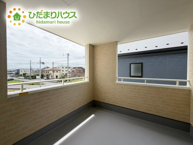 いわき市平下平窪3期　新築戸建　2号棟のバルコニー|広々としたバルコニー。お洗濯物もぜーんぶ干せちゃいます！！
