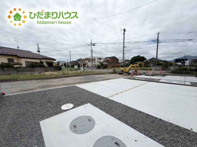 いわき市平下平窪3期　新築戸建　2号棟の駐車場|マイホームなら駐車場代がかかりません。しかも、自宅の駐車場で洗車ができます！今までコイン洗車に行っていた手間も省けて、節約にもつながります(^^♪
