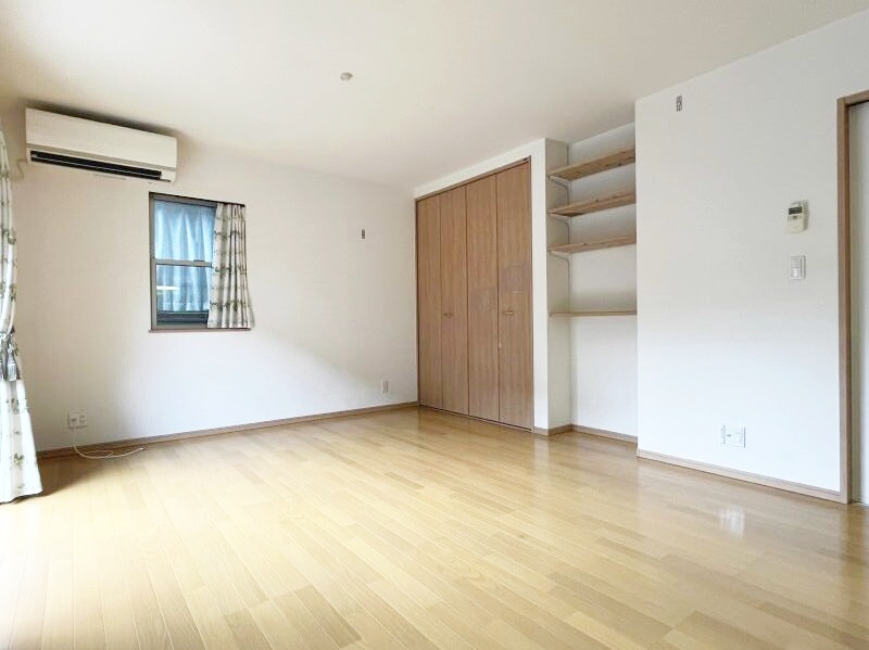 足立区入谷1丁目戸建の居間・リビング