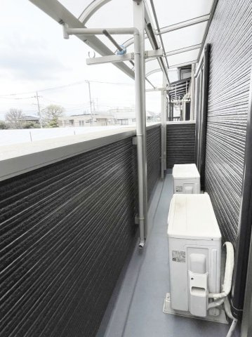 足立区入谷1丁目戸建のバルコニー|屋根付きバルコニー