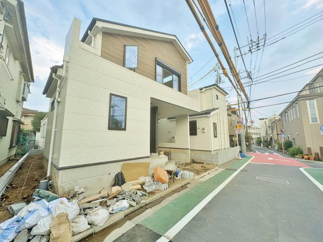 板橋区赤塚6丁目 全2棟 1号棟の外観|お洒落な外観×高機能な仕様設備
LDKは広々22.1帖　プレミアムな大空間でゆったりとお寛ぎいただけます