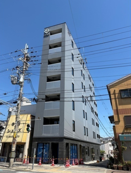 ＶＥＩＮＺ　ＳＵＩＴＡの画像