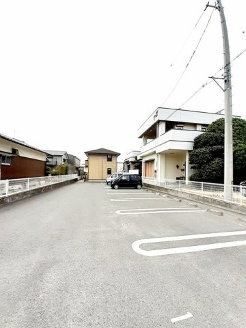 セゾン　ド　ブールＡの駐車場