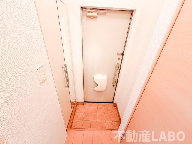 アンジュ今林の玄関
