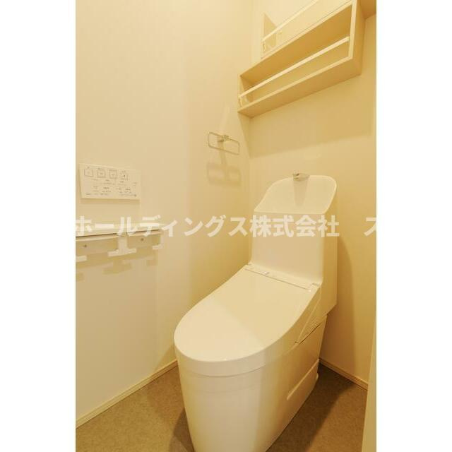 福知山市前田新町新築戸建て住宅のトイレ
