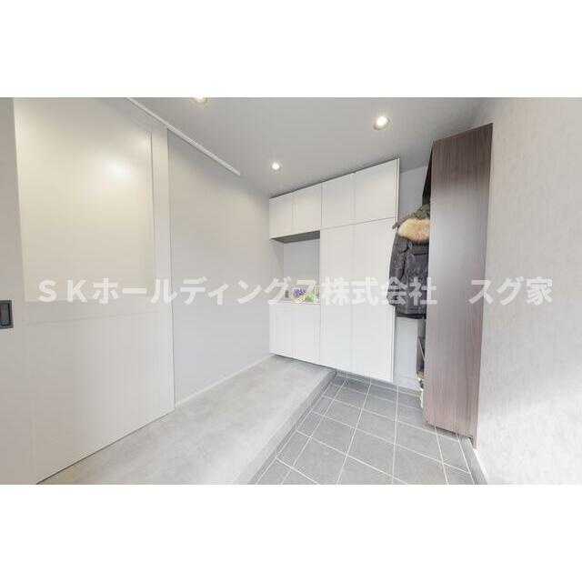 福知山市前田新町新築戸建て住宅の玄関