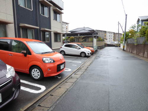 ドエル金山の駐車場|ドエル金山 ＊＊ A0301号-11