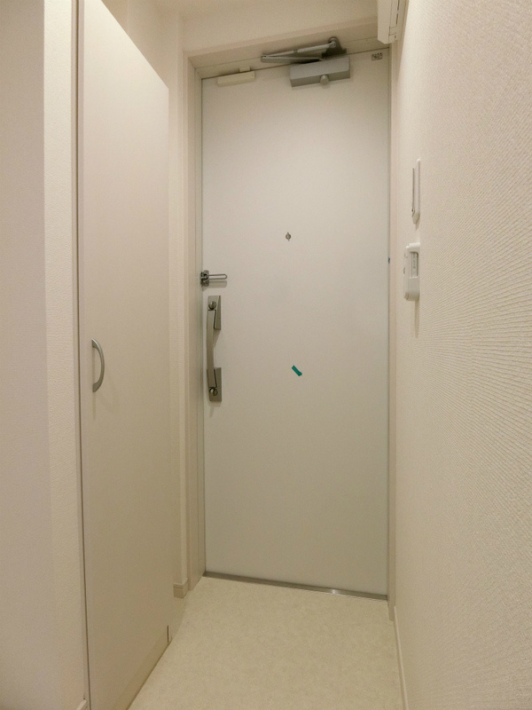 リブリ･調布の玄関