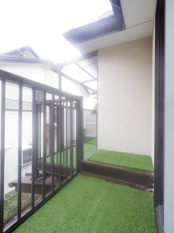 東所沢貸家のバルコニー