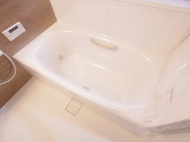 東所沢貸家の浴室