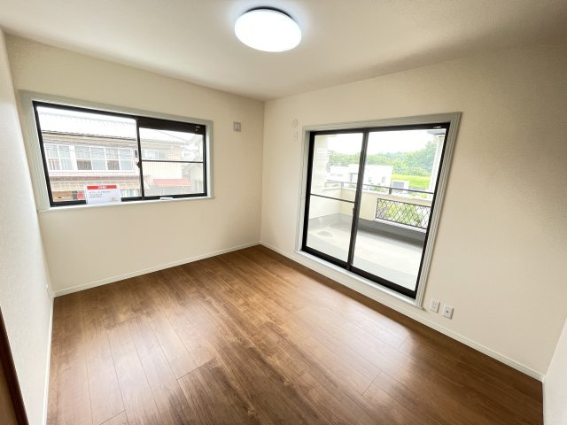 高崎市新町　中古1949の洋室