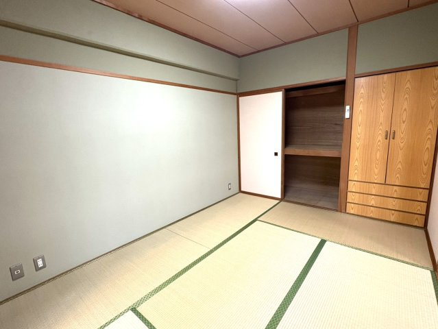 メゾン鳴鹿2番館の収納