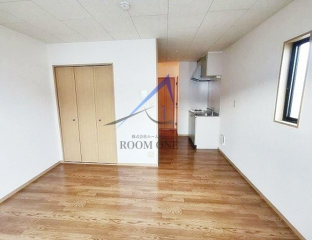 メゾン・フォルテの居間・リビング|洋室のお部屋です。