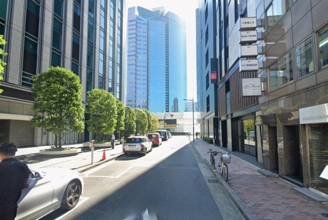 中央区銀座８丁目の事務所の周辺