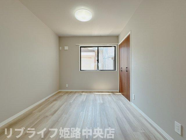 LINORE（リノア）の寝室|照明付きの寝室