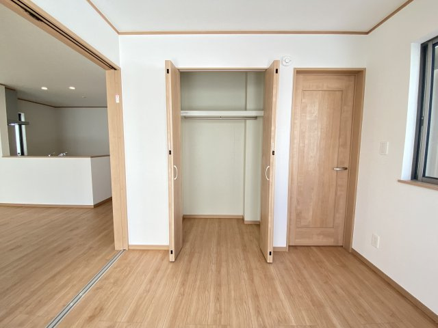 読谷村大木（全2棟）A号棟の洋室|※同仕様写真です
