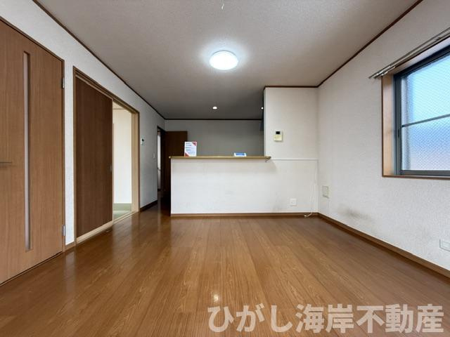 中郡大磯町国府本郷　中古戸建のダイニング|14帖　LDK