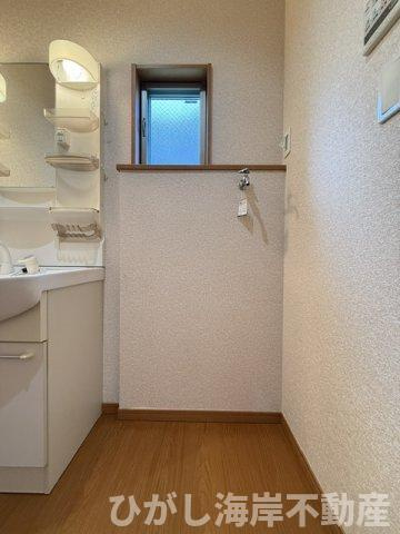 中郡大磯町国府本郷　中古戸建のランドリースペース|洗濯機置場