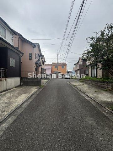 【周辺】 | 小学校近く、スーパー・コンビニ（徒歩５分）暮らしやすい住環境です♪