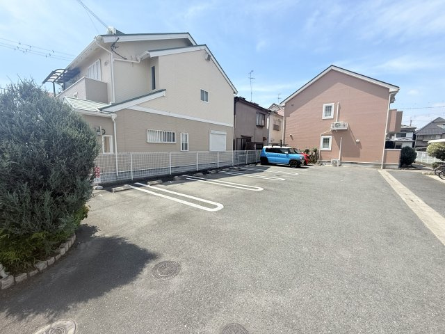 【駐車場】 | フローラ
