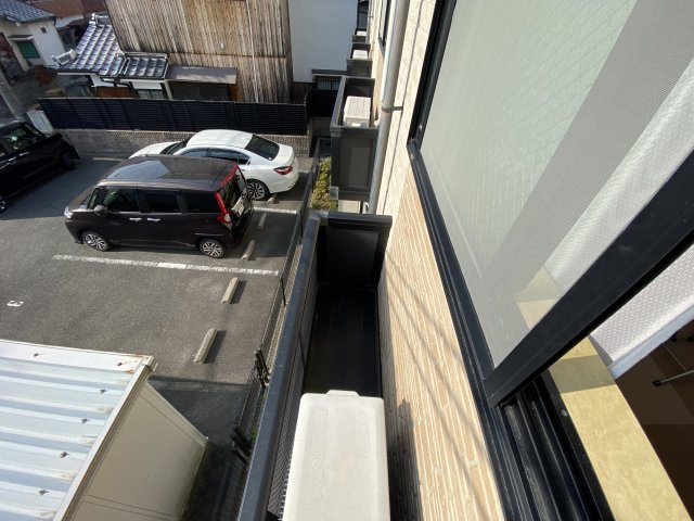 【バルコニー】
