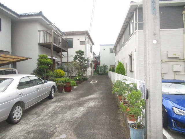 八王子市下恩方町の倉庫