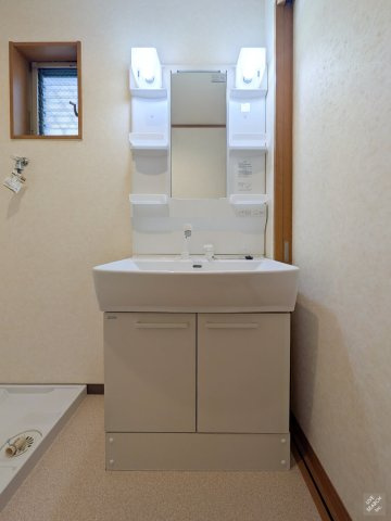 西五百住町　貸家の洗面所
