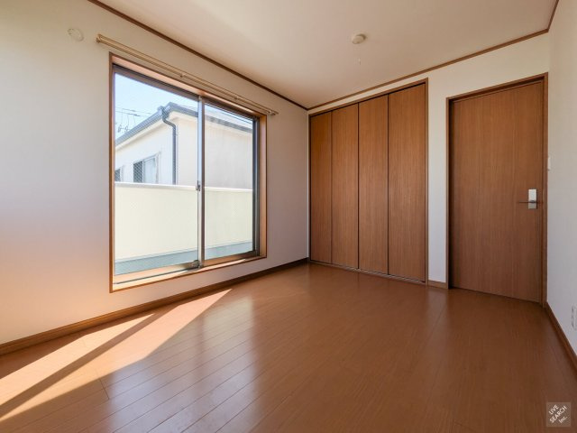 西五百住町　貸家の居間・リビング