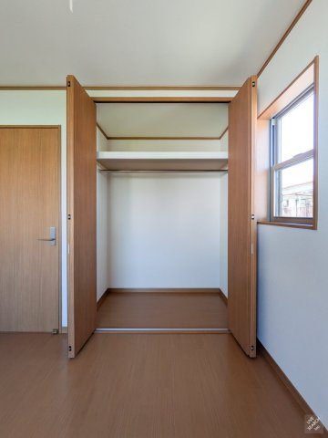 西五百住町　貸家の収納