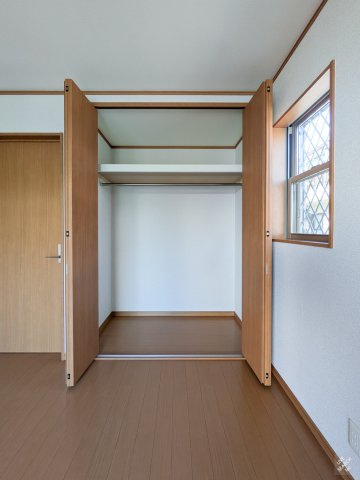 西五百住町　貸家の収納