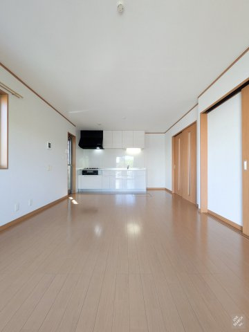 西五百住町　貸家の居間・リビング
