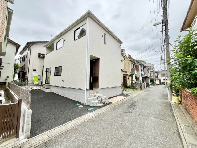 【仲介手数料無料】富士見市水谷東第11―新築分譲住宅―限定１棟―の前面道路含む現地写真|南採光で日当たりも良好。生活を彩る設備、豊富な収納が揃う邸宅！快適な住まいで《ワンランク上》の生活が送れます♪