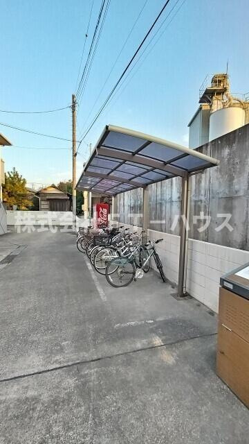 メゾン高橋Ｂ棟の駐車場