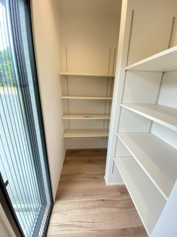タマタウン大津町杉水／１号棟の収納