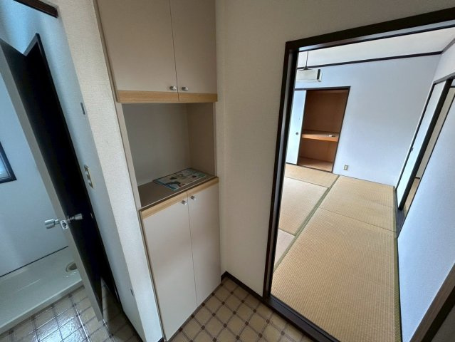 メゾンＴの玄関