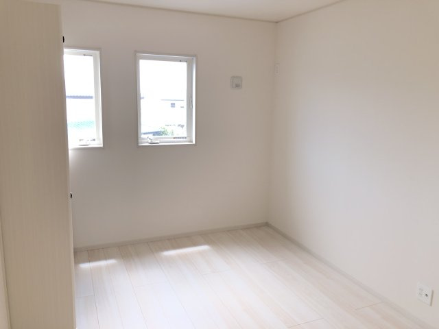 アイタウン前橋市朝日が丘町　新築戸建ての洋室|【イメージ画像】2階洋室②です