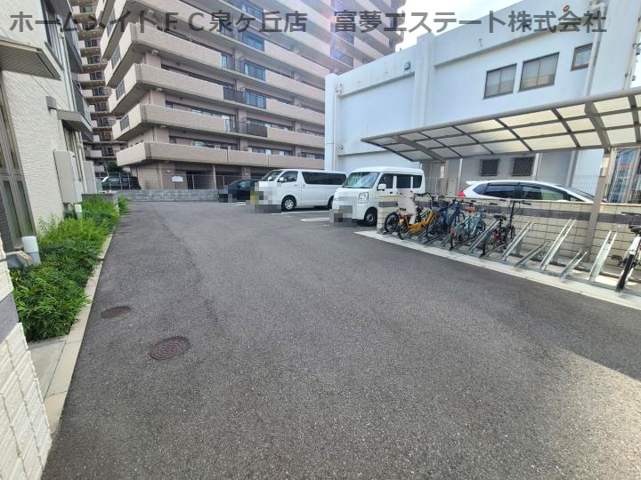 シェソワ　リュンヌの駐車場