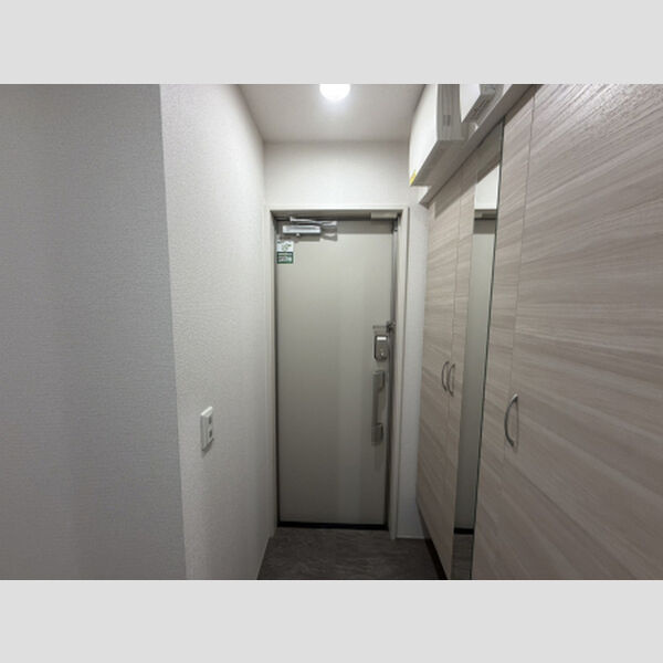 D-ROOM高井田元町の玄関